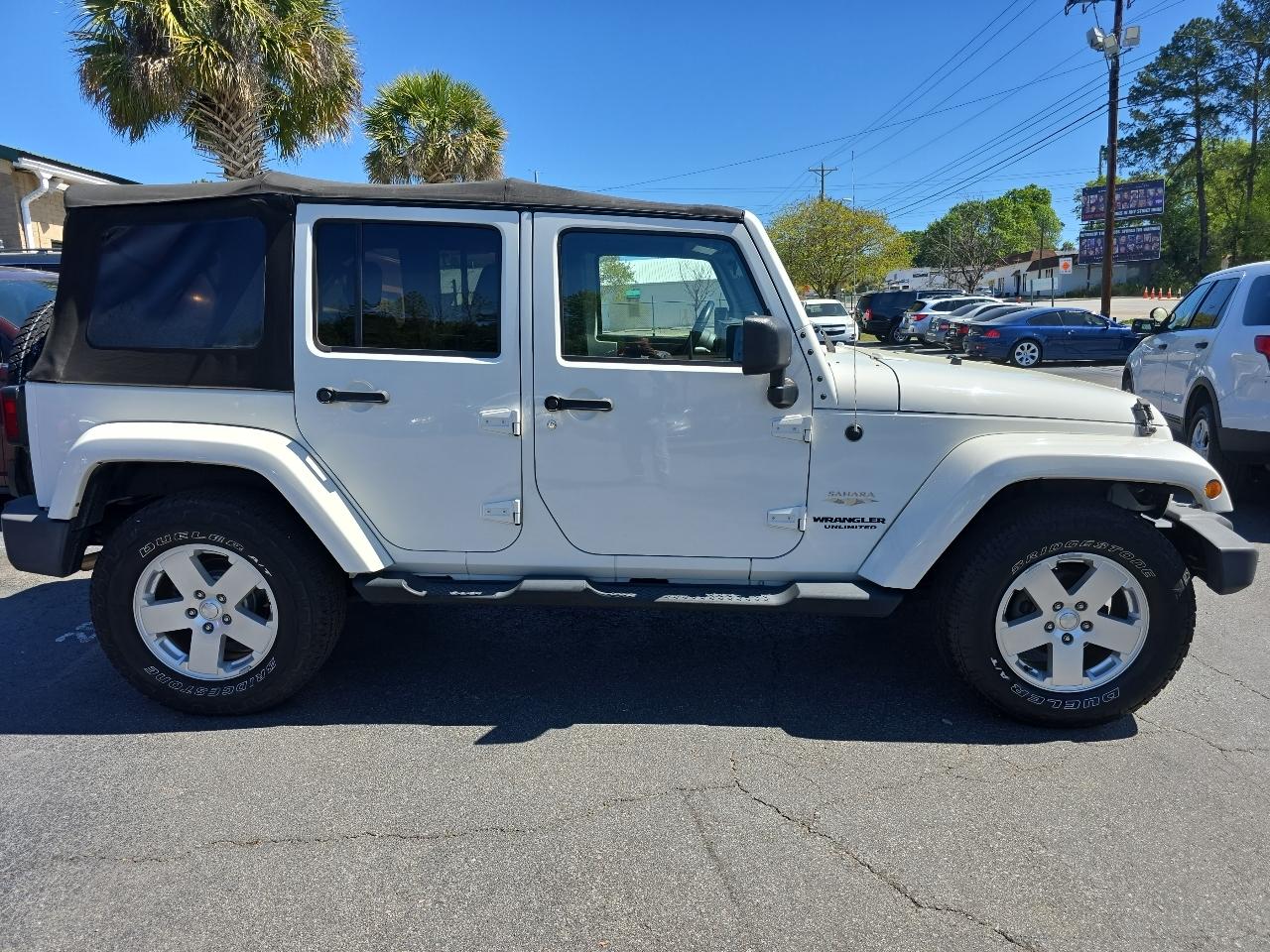 Jeep Wrangler Unlimited 4WD 4dr Sahara 2010