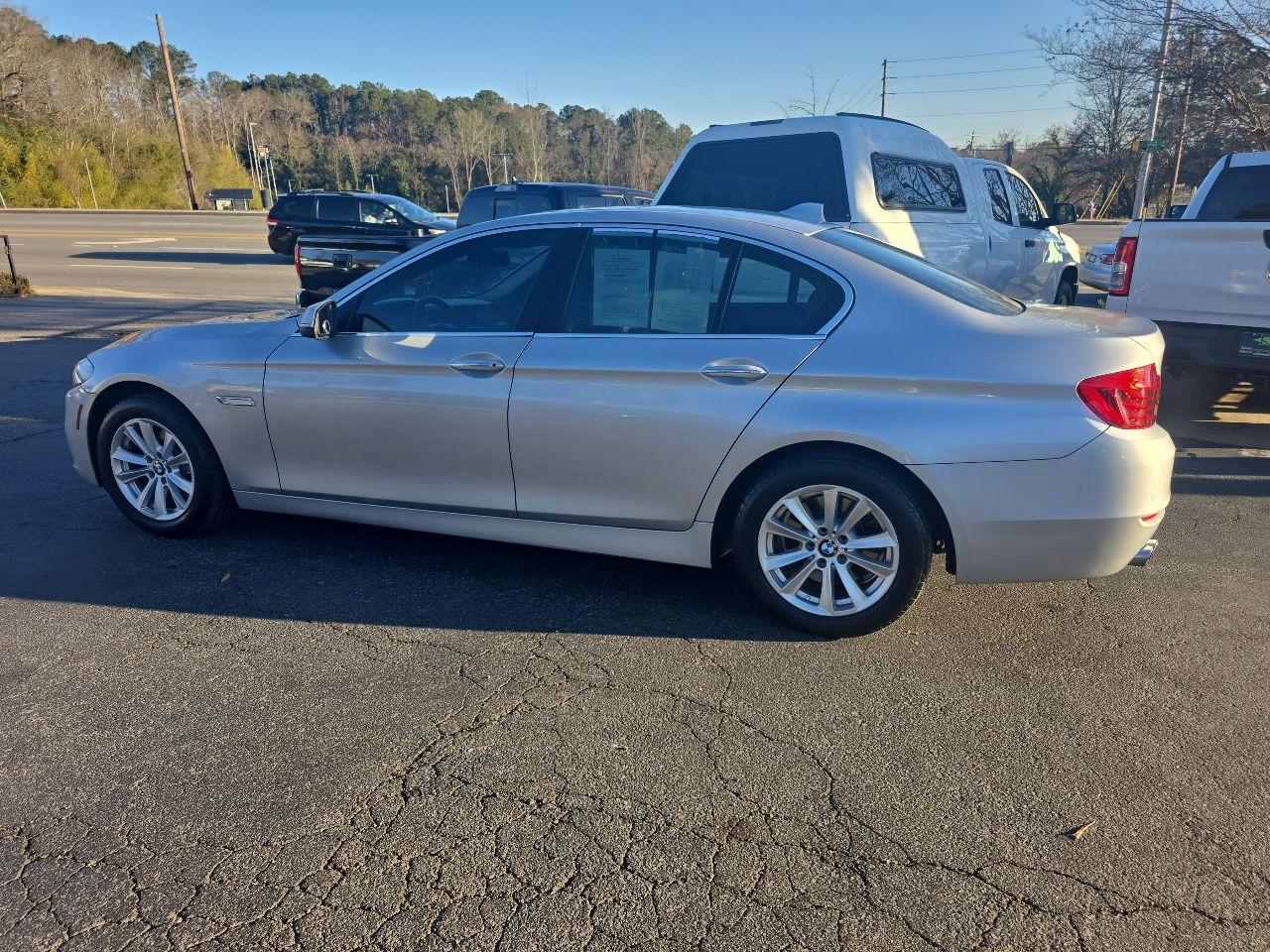 BMW 5 Series 4dr Sdn 528i RWD 2016