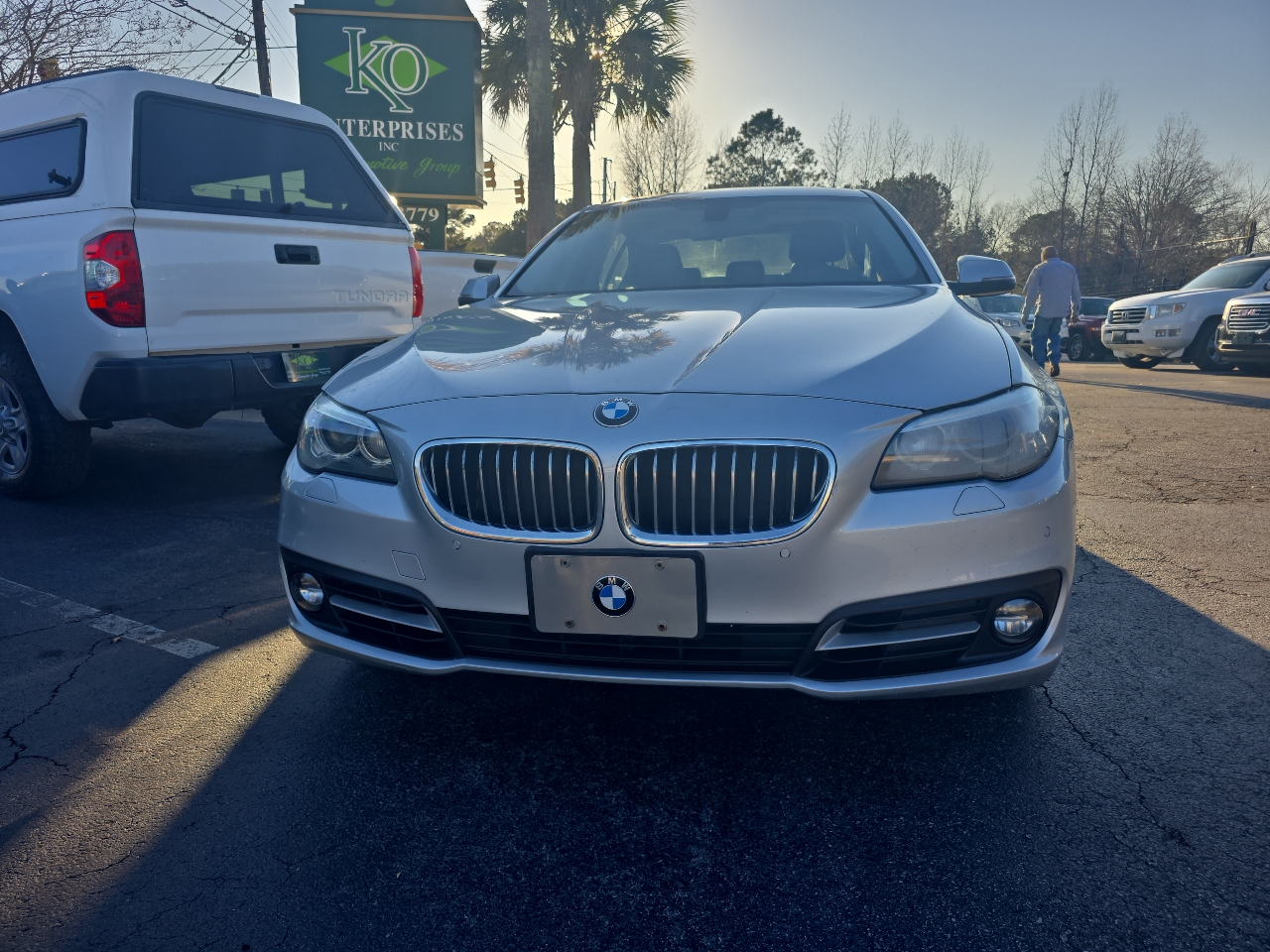 BMW 5 Series 4dr Sdn 528i RWD 2016