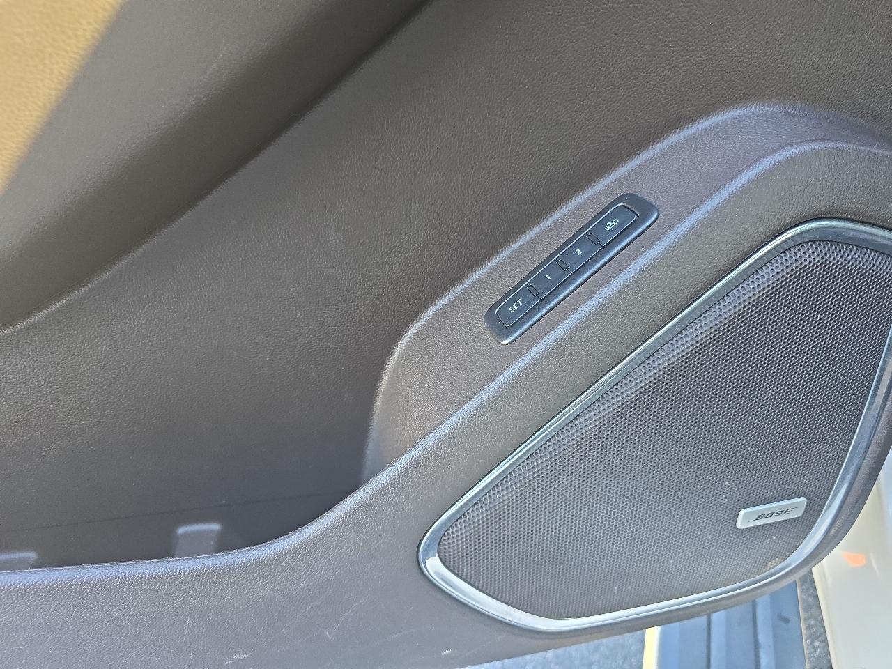 GMC Yukon XL 2WD 4dr Denali 2016