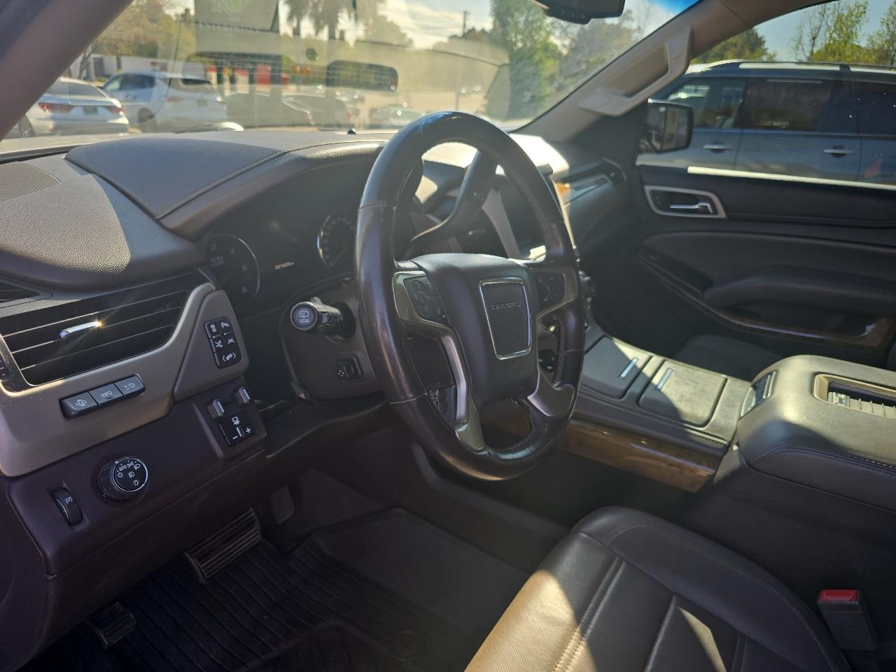 GMC Yukon XL 2WD 4dr Denali 2016