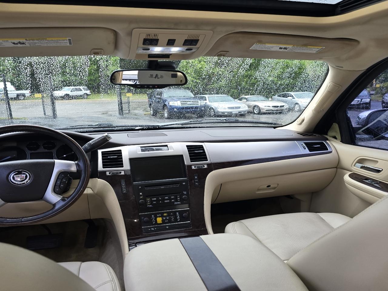 Cadillac Escalade 2WD 4dr 2007
