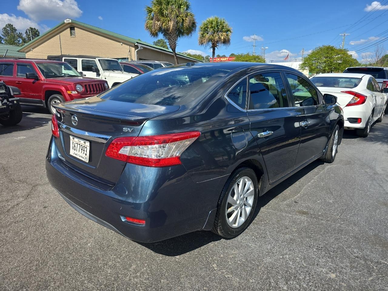 Nissan Sentra 4dr Sdn I4 CVT SV 2015