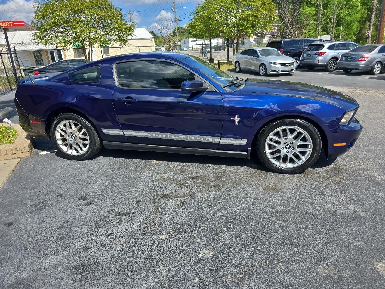 Ford Mustang 2dr Cpe V6 2012
