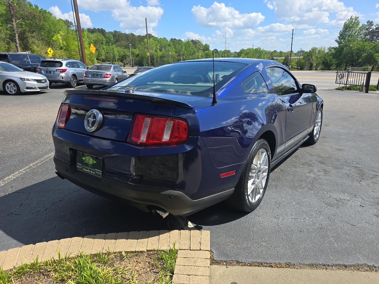 Ford Mustang 2dr Cpe V6 2012