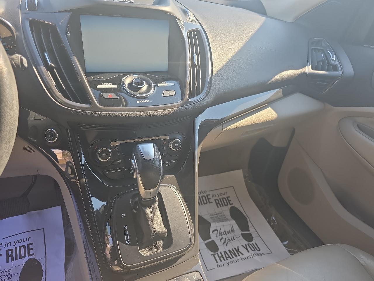 Ford Escape FWD 4dr Titanium 2015