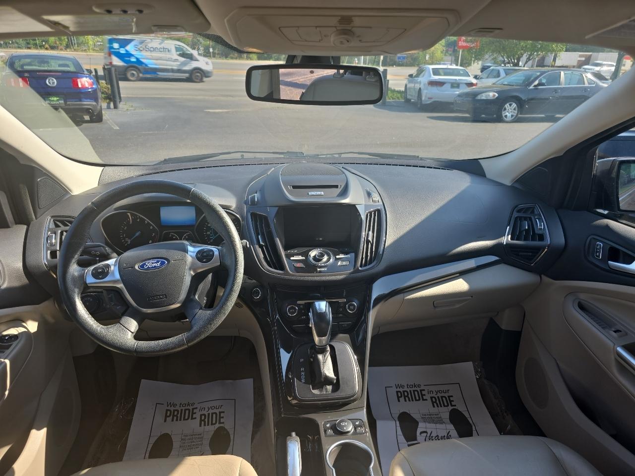 Ford Escape FWD 4dr Titanium 2015