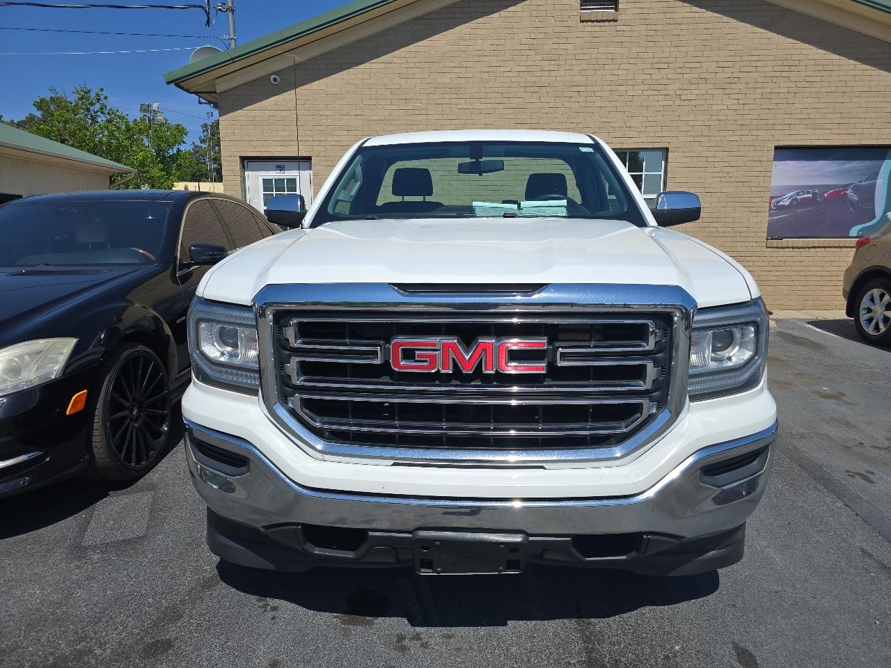 GMC Sierra 1500 2WD Reg Cab 133.0" 2018