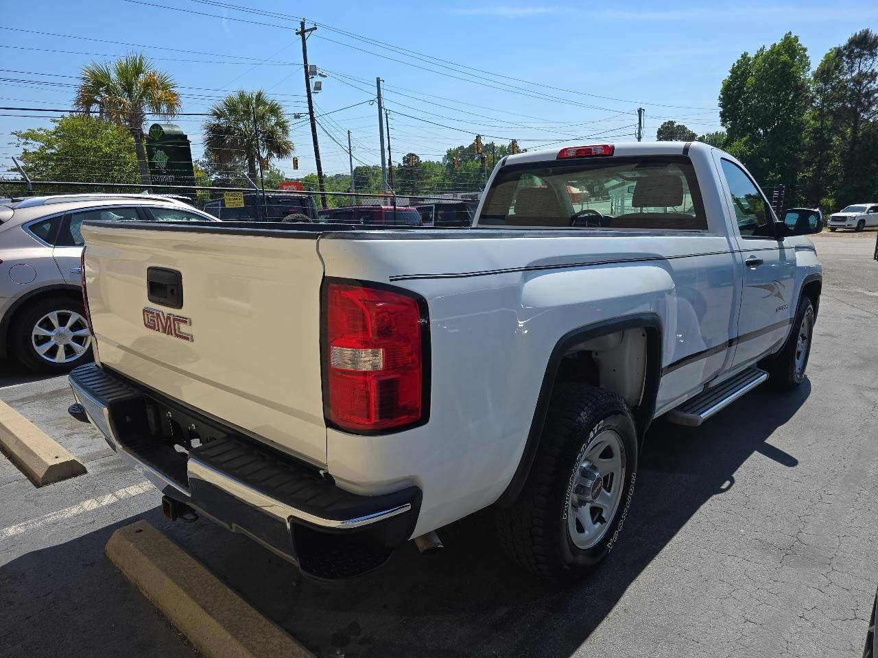 GMC Sierra 1500 2WD Reg Cab 133.0" 2018