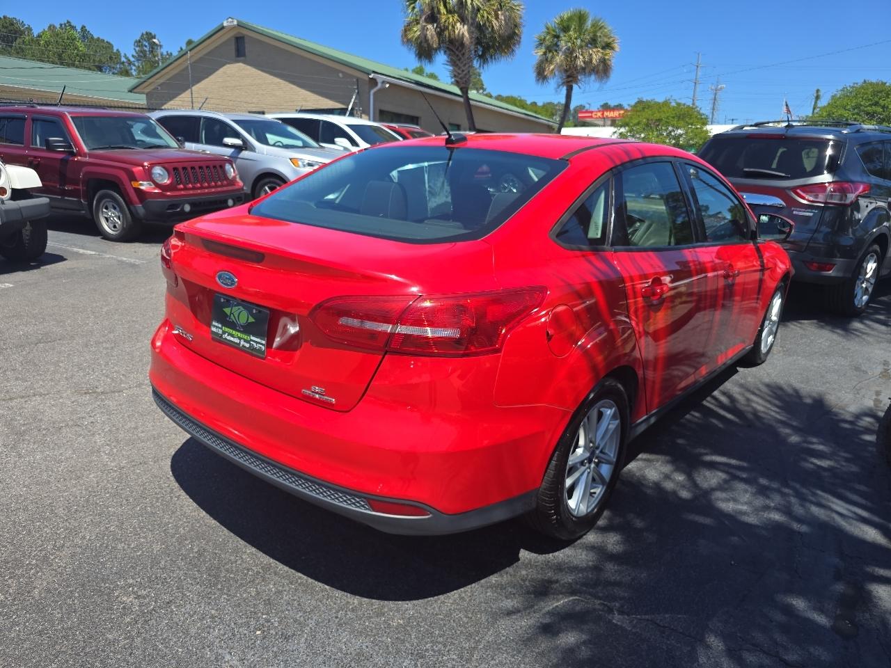 Ford Focus 4dr Sdn SE 2016