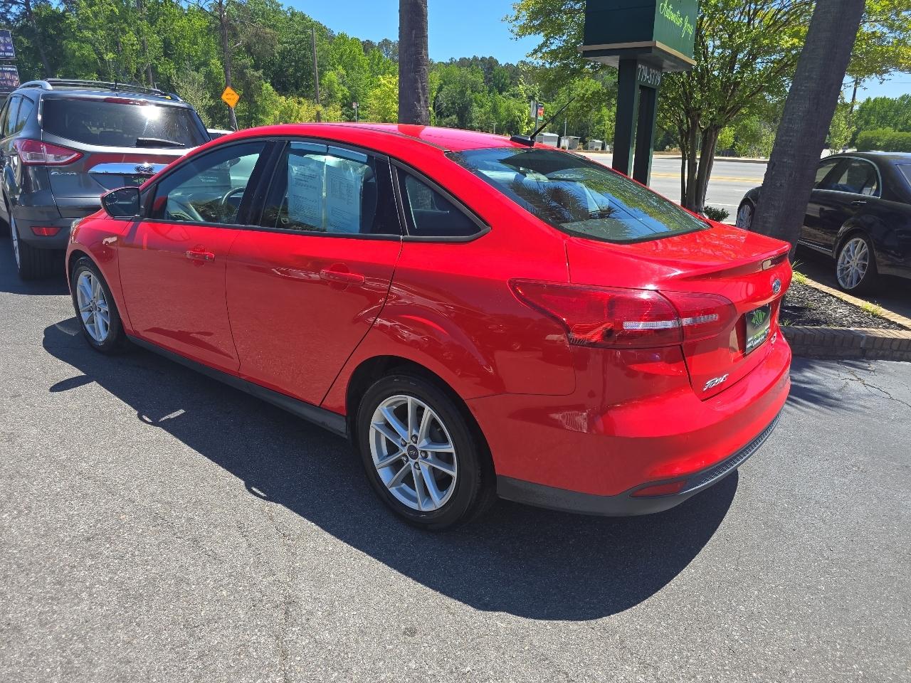 Ford Focus 4dr Sdn SE 2016