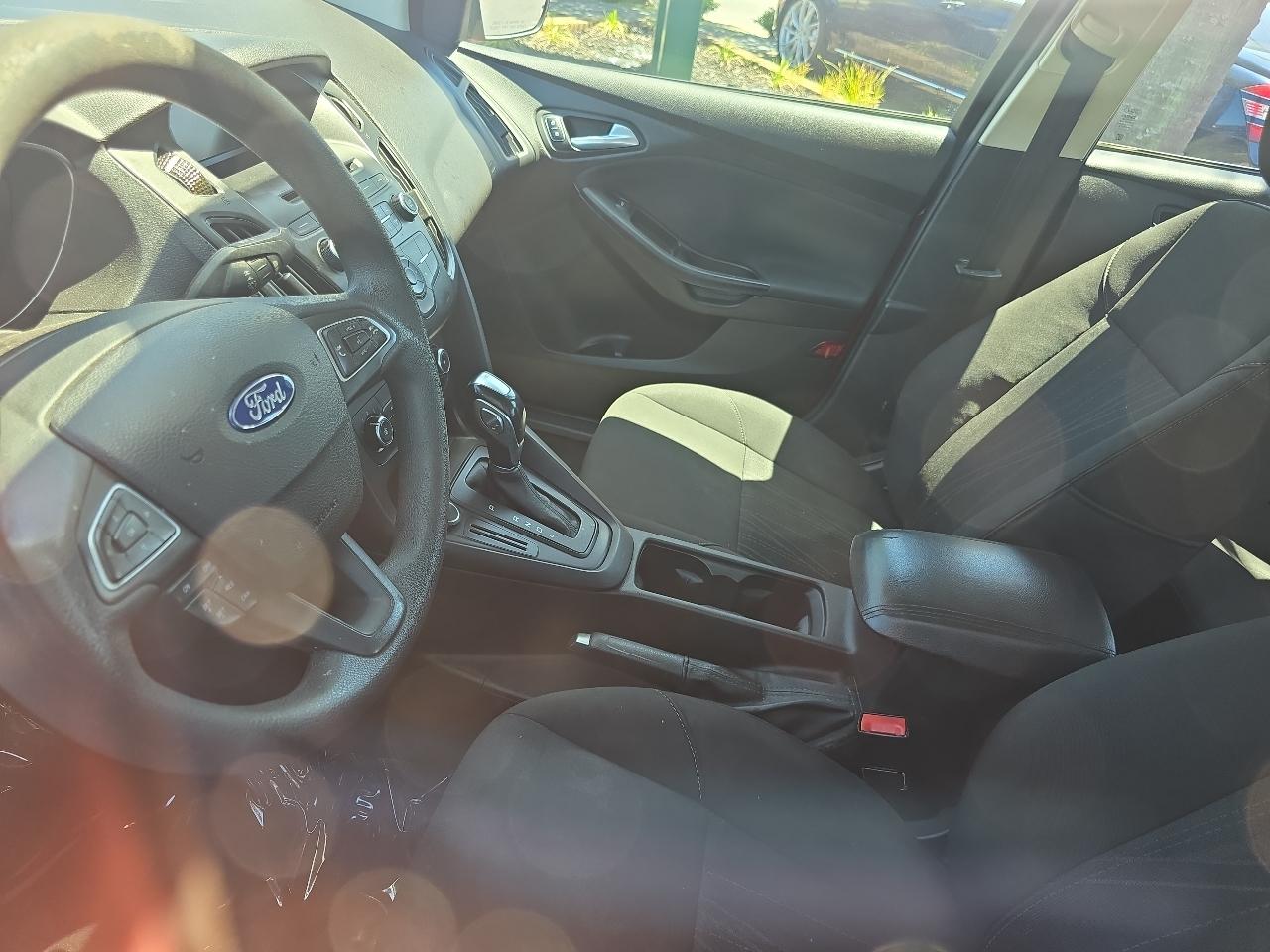 Ford Focus 4dr Sdn SE 2016