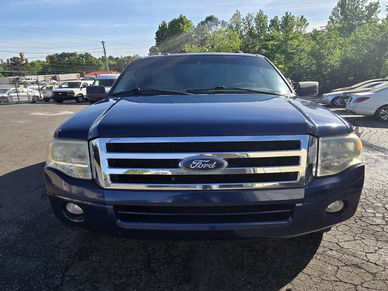 Ford Expedition 2WD 4dr XLT 2010