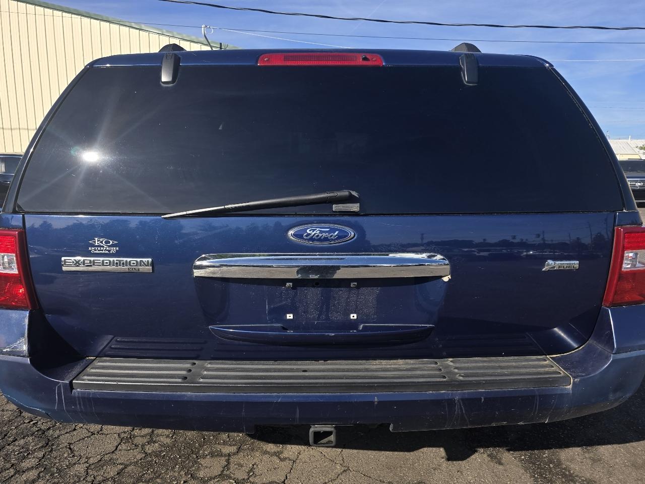 Ford Expedition 2WD 4dr XLT 2010