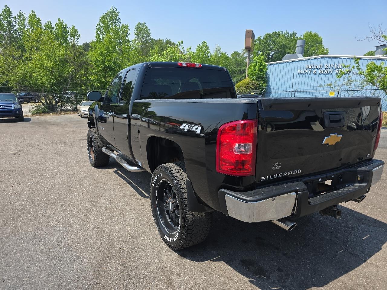 Chevrolet Silverado 1500 4WD Ext Cab 143.5" LT 2013