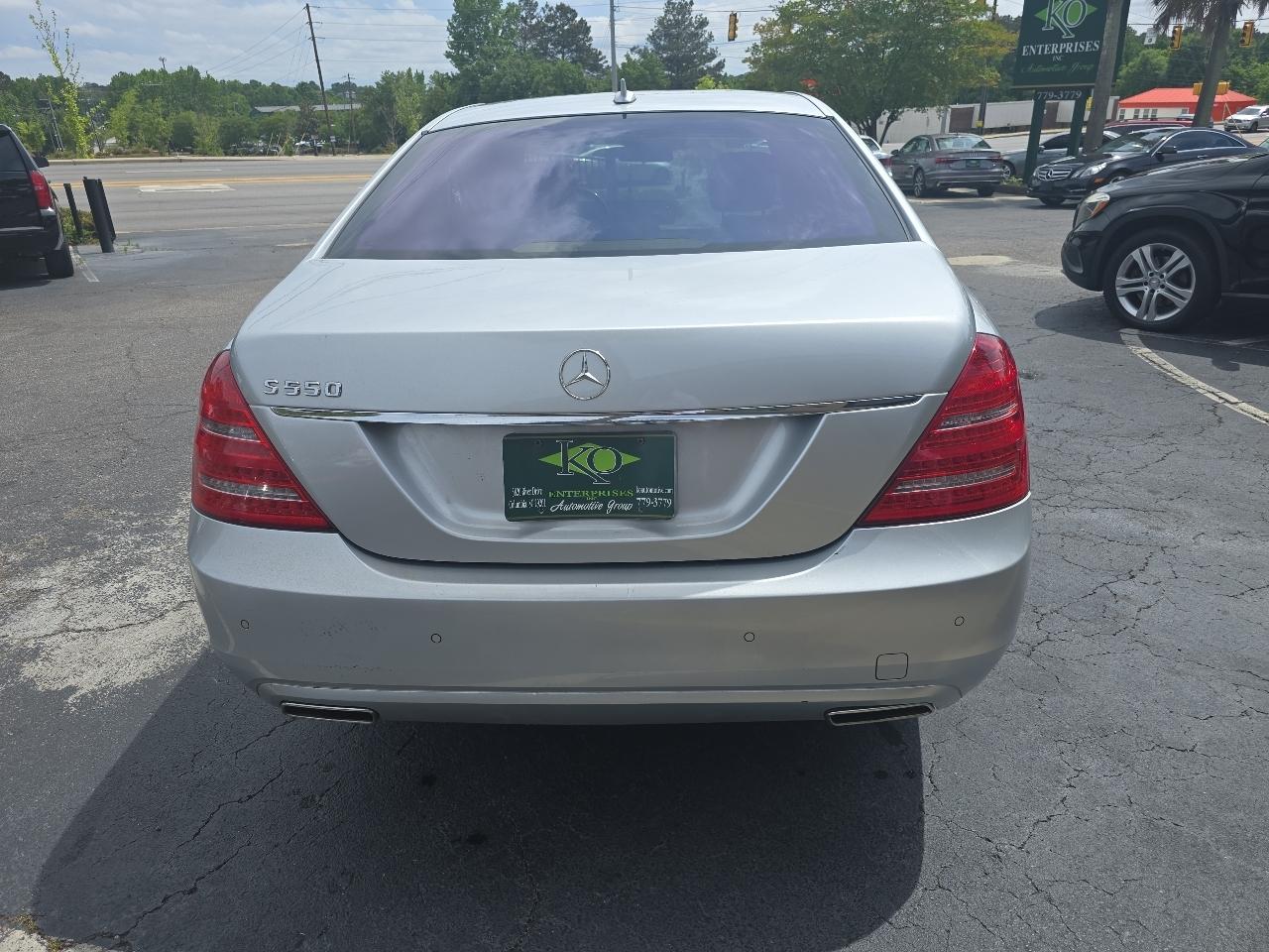 Mercedes-Benz S-Class 4dr Sdn S 550 RWD 2011