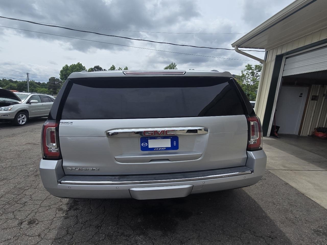GMC Yukon 2WD 4dr Denali 2018