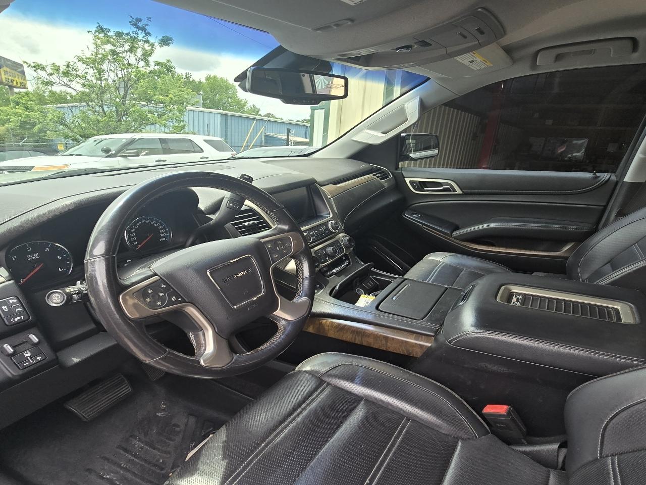 GMC Yukon 2WD 4dr Denali 2018