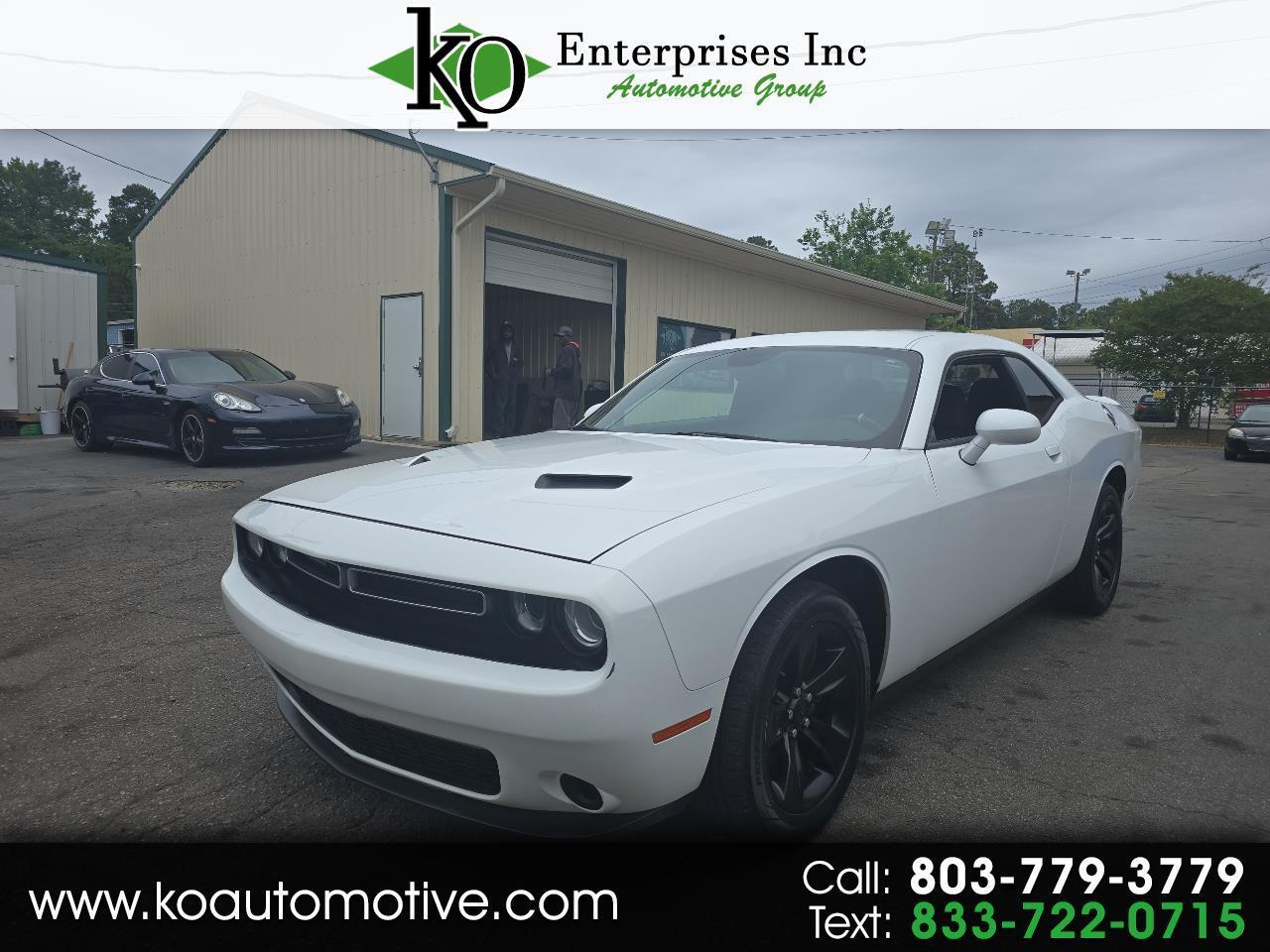 Dodge Challenger 2dr Cpe SXT 2016