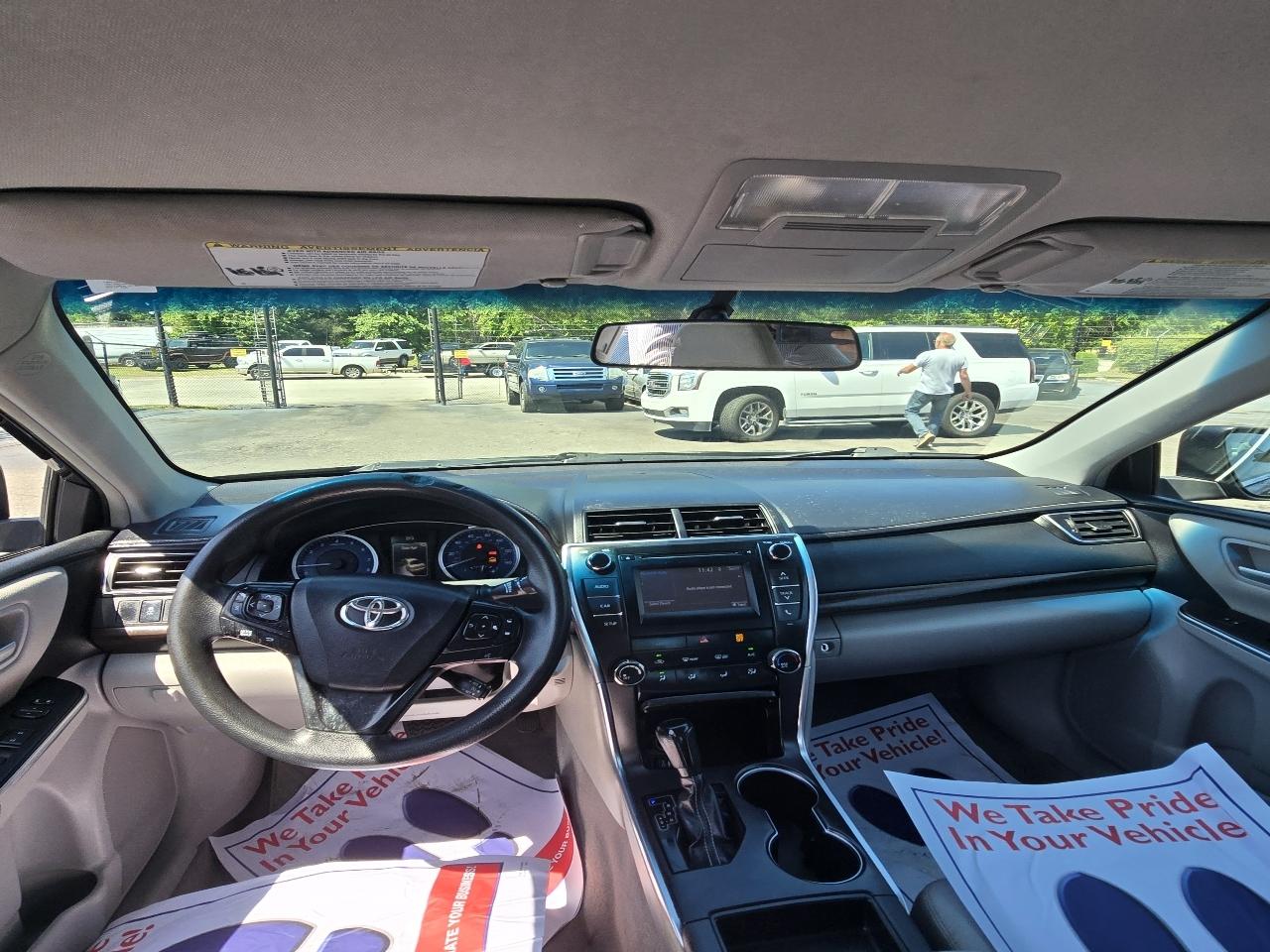 Toyota Camry 4dr Sdn I4 Auto SE w/Special Edition Pkg (Natl) 2016