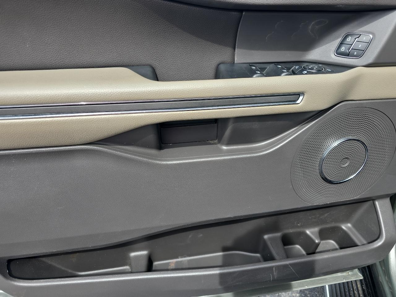 Ford Expedition XLT 4x2 2019