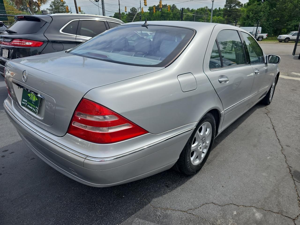 Mercedes-Benz S-Class 4dr Sdn 4.3L 2001