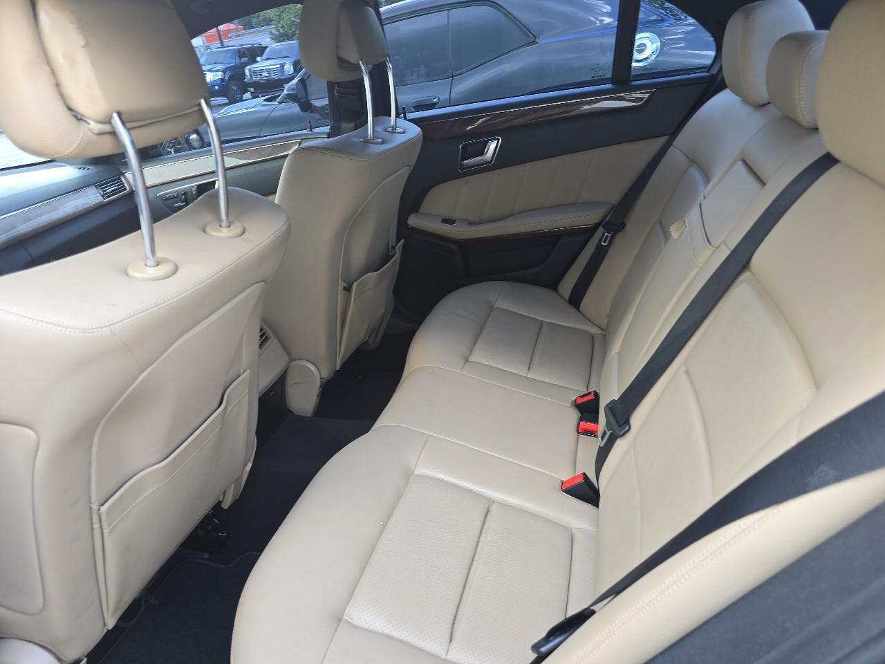 Mercedes-Benz E-Class 4dr Sdn E 350 Sport BlueTEC RWD *Ltd Avail* 2013