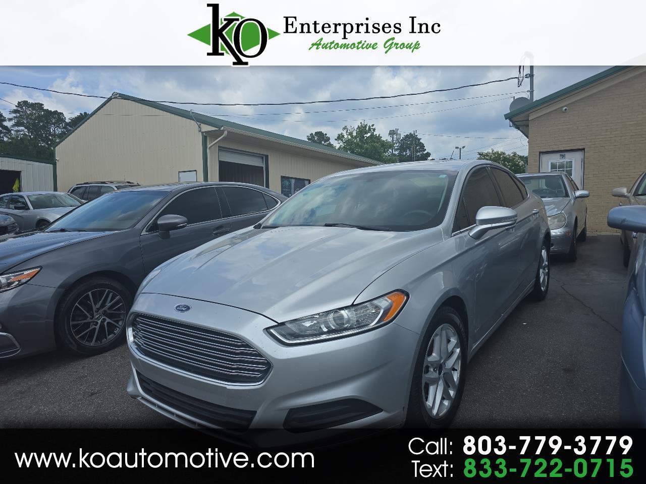 2016 Ford Fusion SE FWD's photo