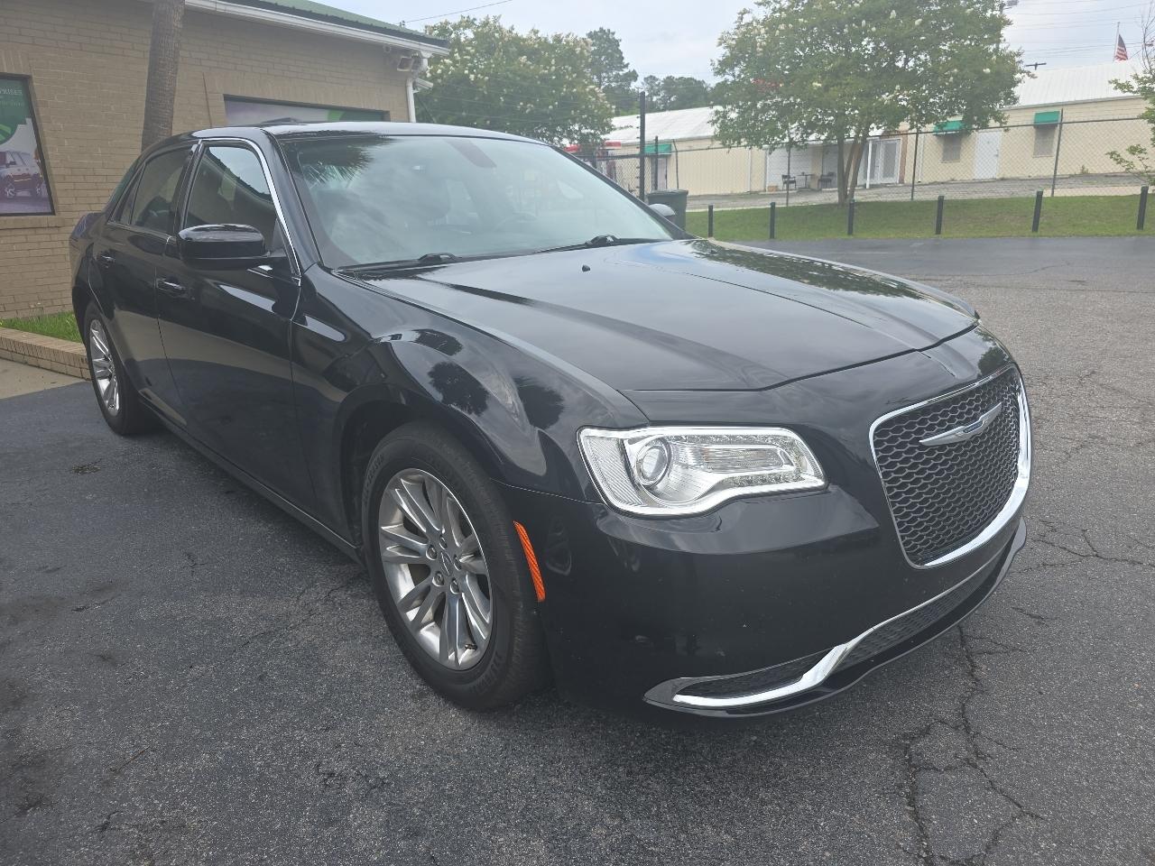 Chrysler 300 Touring L RWD 2020