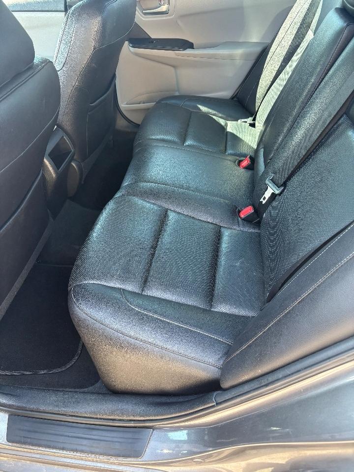 Toyota Camry 4dr Sdn I4 Auto XLE (Natl) 2015