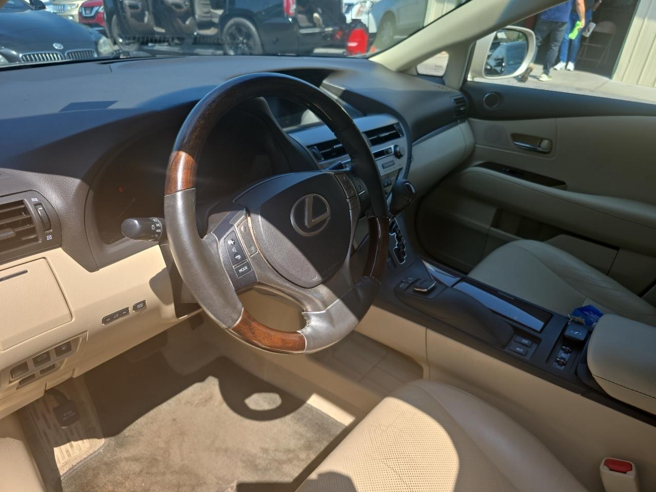 Lexus RX 350 4D SUV AWD 2015