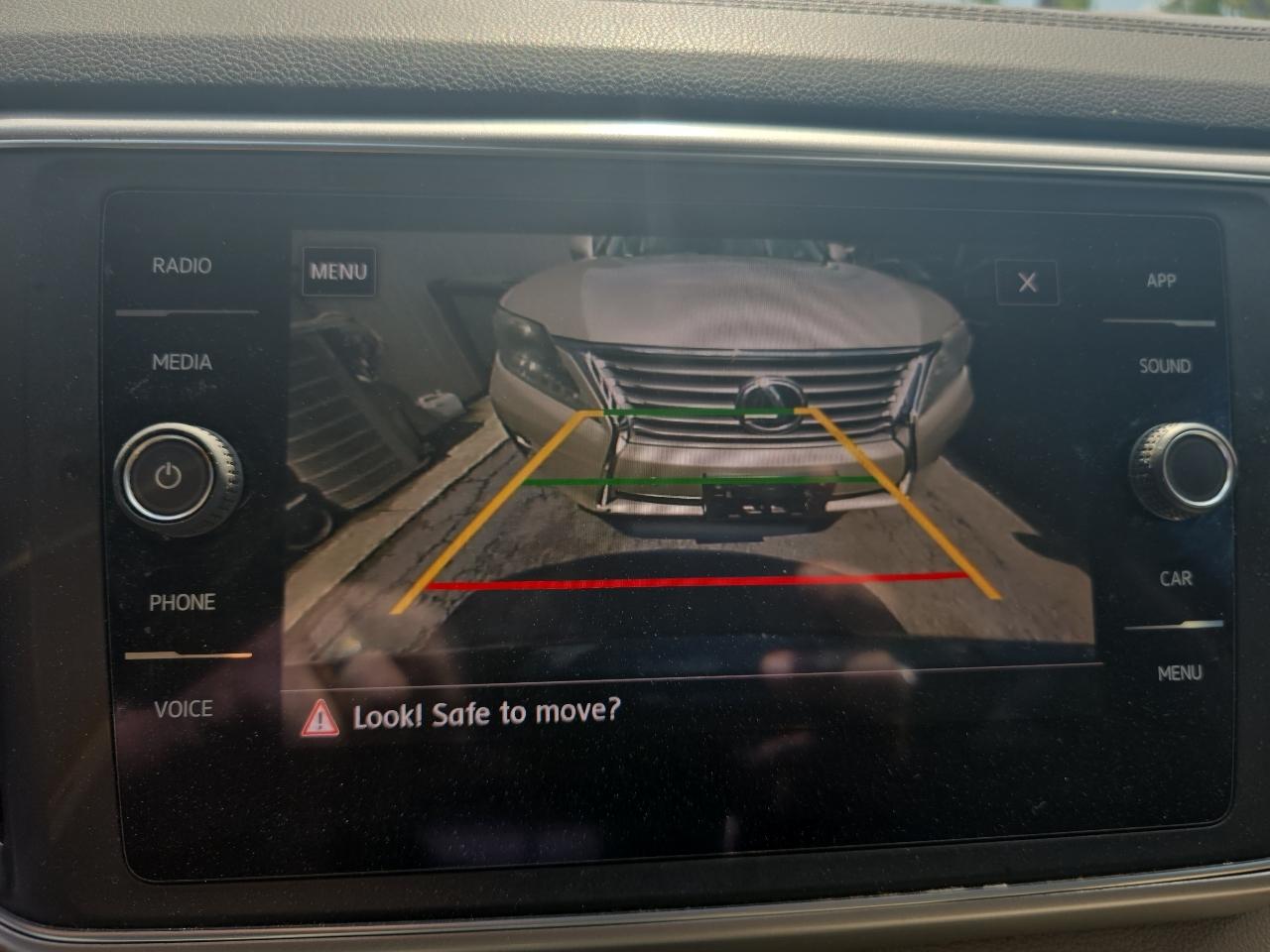 Volkswagen Atlas 3.6L V6 SE w/Technology FWD 2019
