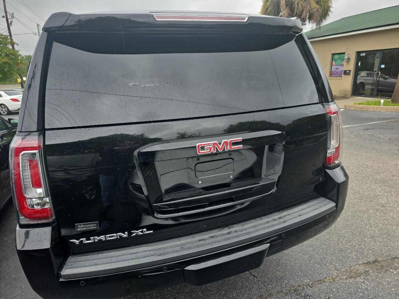 GMC Yukon XL 2WD 4dr SLT 2015