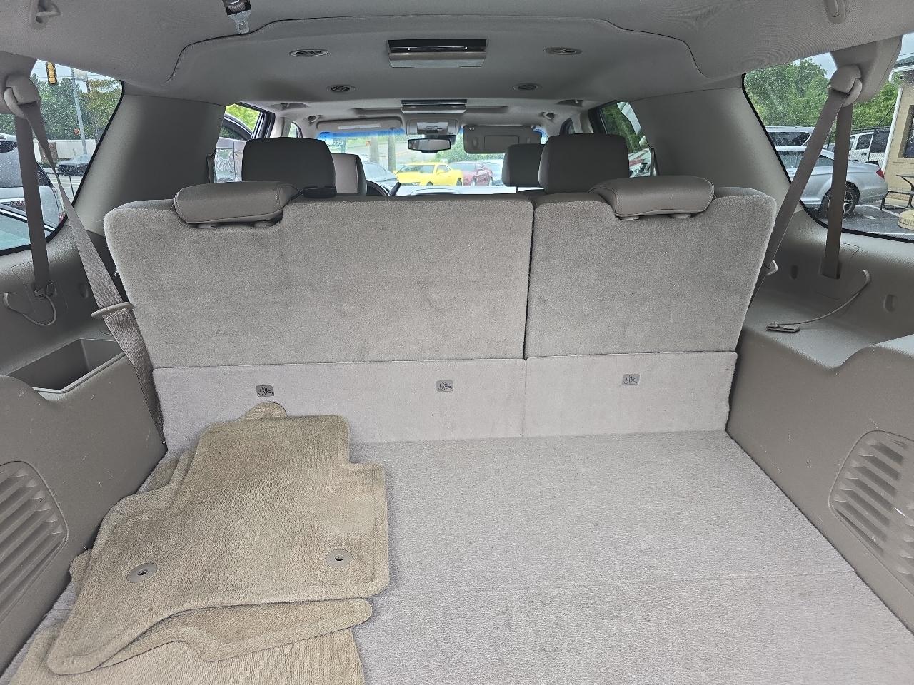 GMC Yukon XL 2WD 4dr SLT 2015