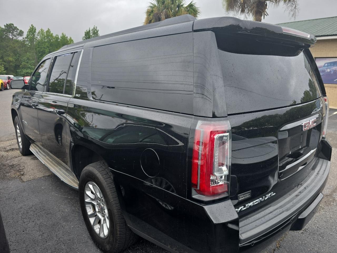 GMC Yukon XL 2WD 4dr SLT 2015
