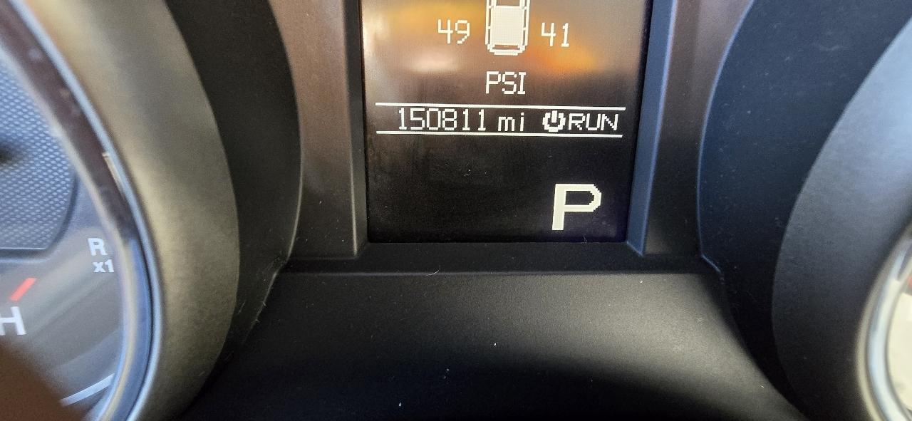 Jeep Grand Cherokee RWD 4dr Overland 2012