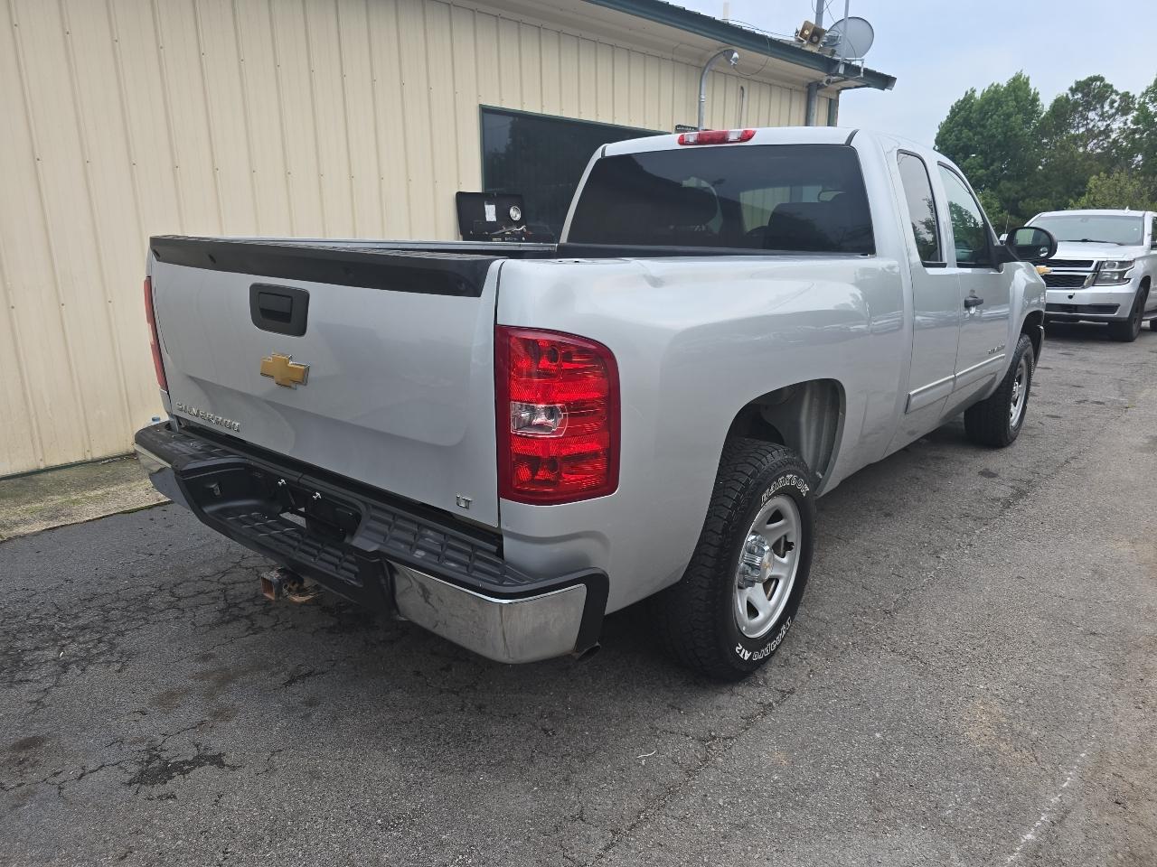Chevrolet Silverado 1500 2WD Ext Cab 143.5" LT 2013
