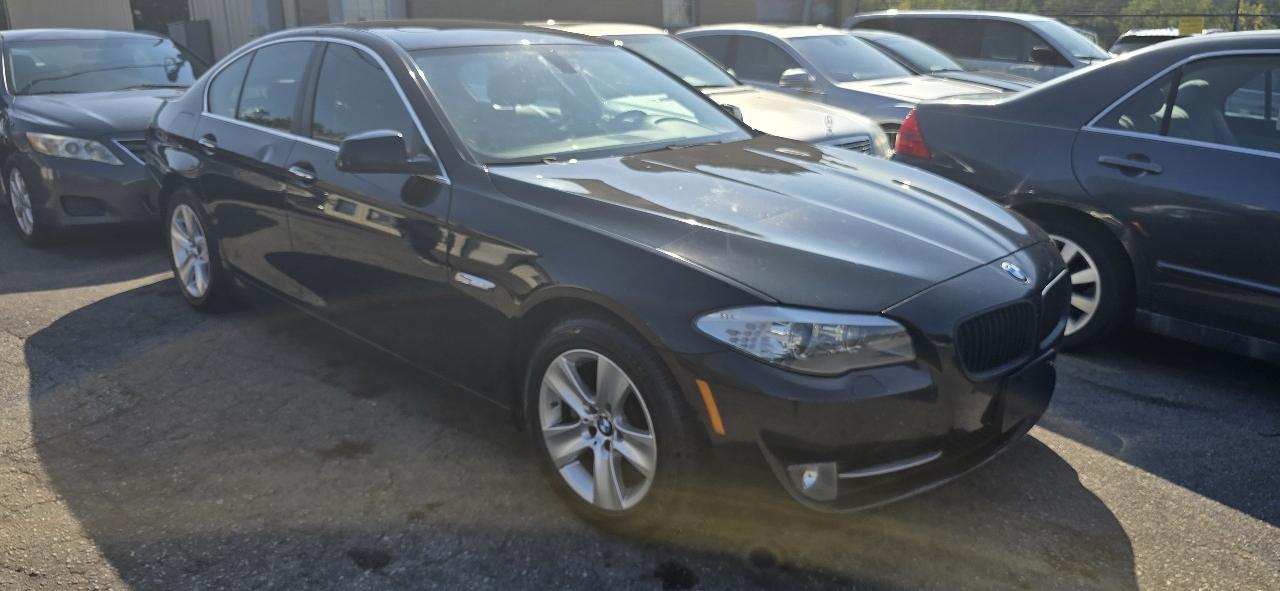 BMW 5 Series 4dr Sdn 528i xDrive AWD 2013