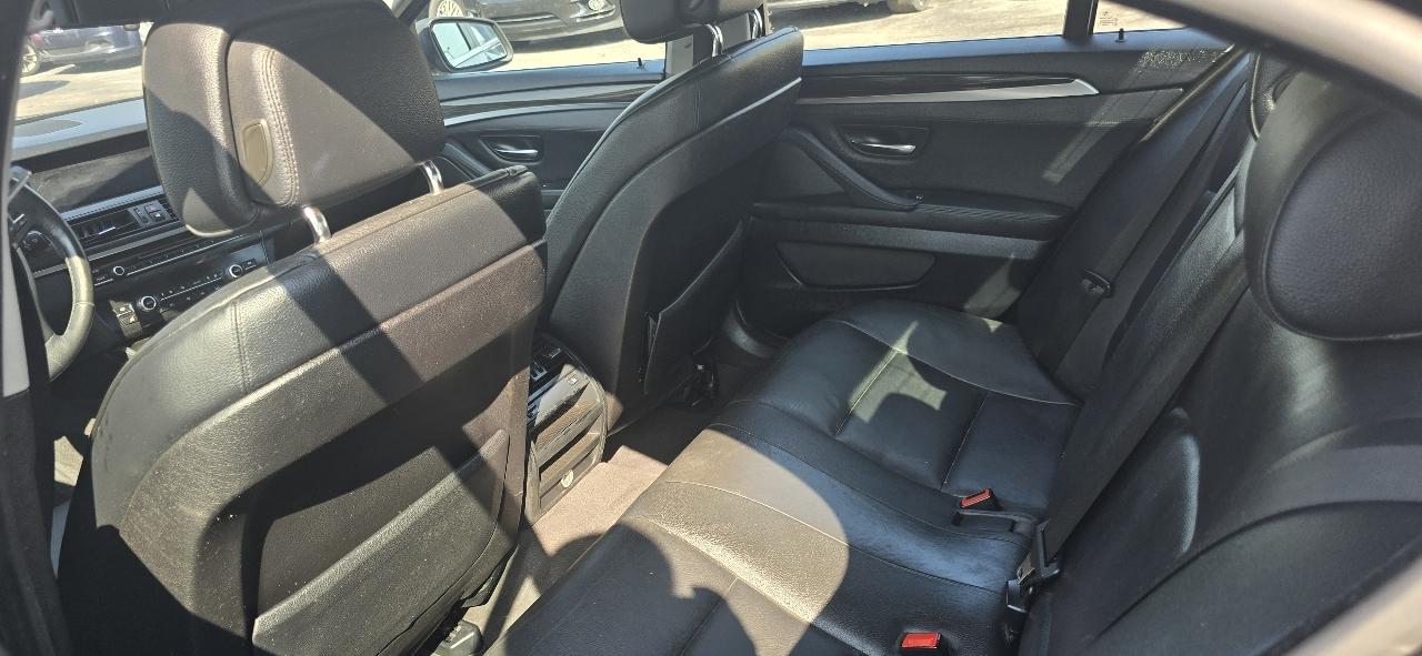 BMW 5 Series 4dr Sdn 528i xDrive AWD 2013