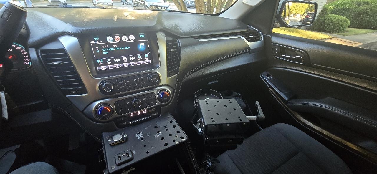 Chevrolet Tahoe 2WD 4dr Commercial 2020