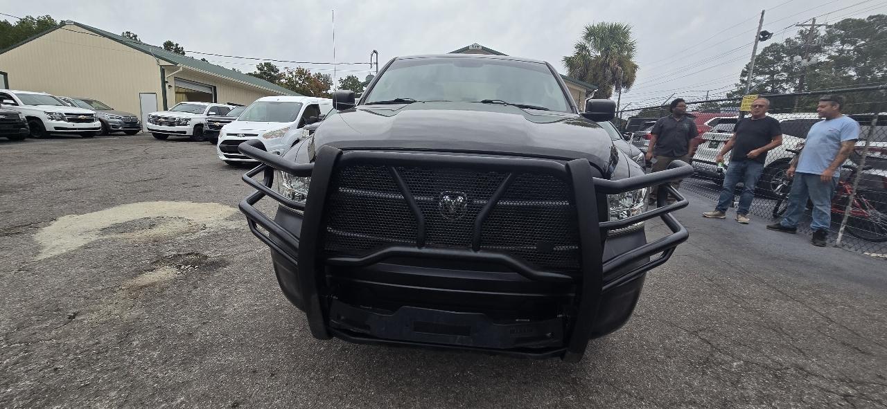RAM 1500 Classic Tradesman 4x4 Crew Cab 5'7" Box 2019