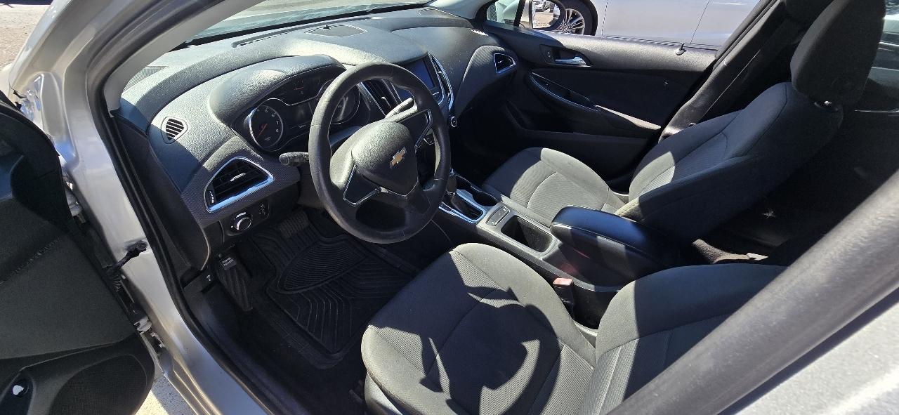 Chevrolet Cruze 4dr Sdn LS 2019