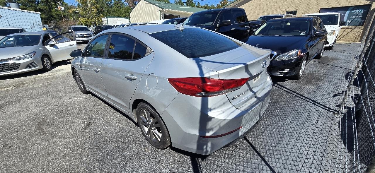 Chevrolet Cruze 4dr Sdn LS 2019