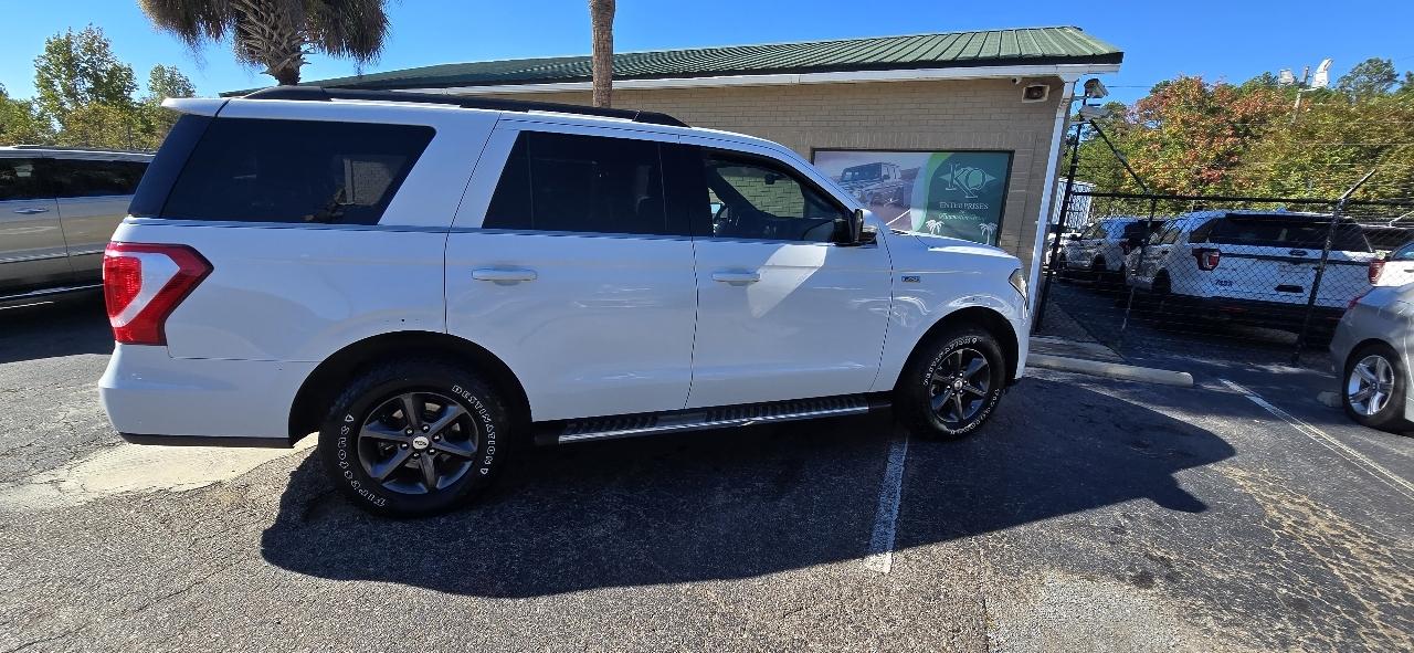 Ford Expedition XLT 4x4 2020