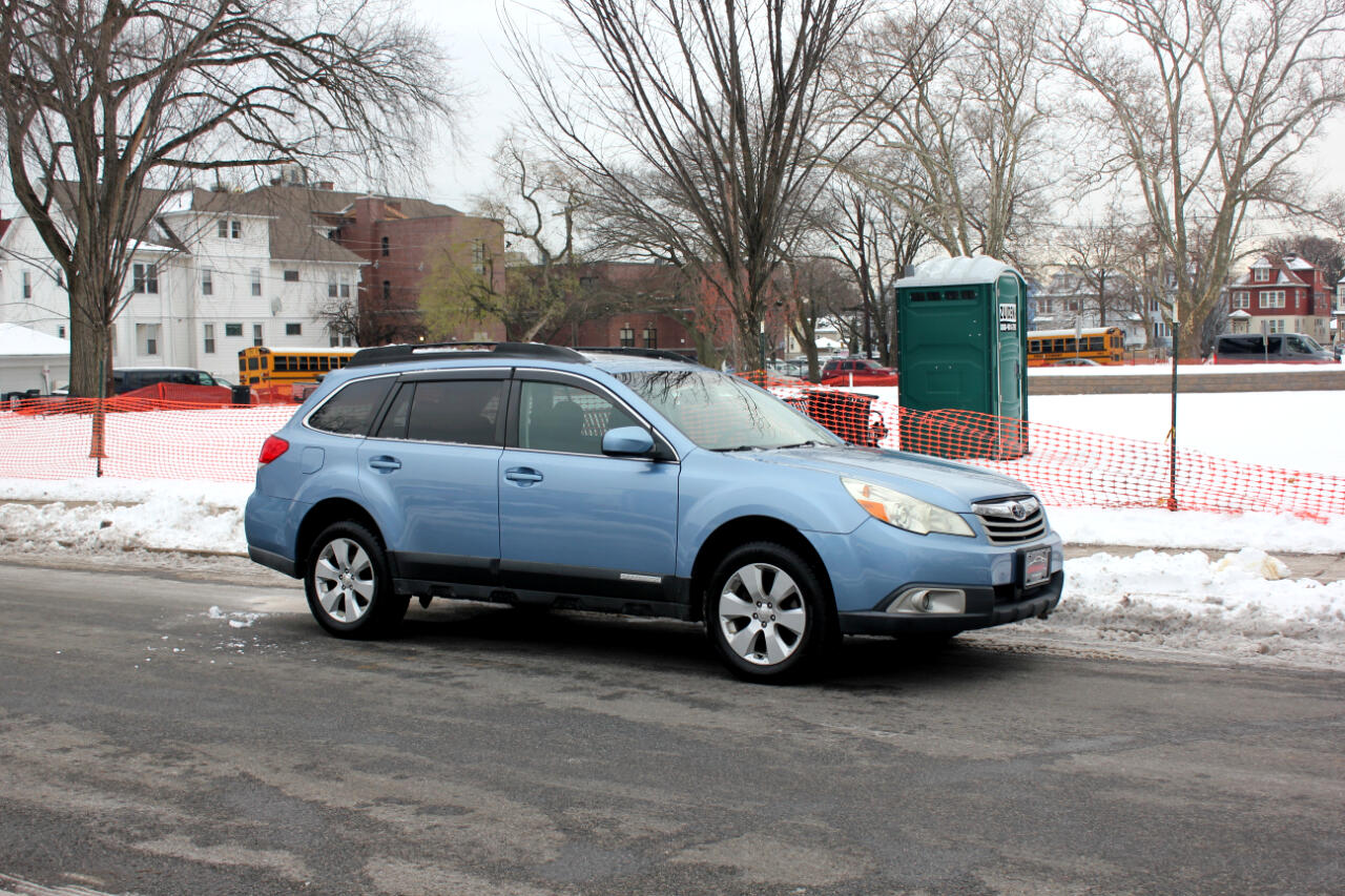 Subaru Outback 2.5i Premium 2011