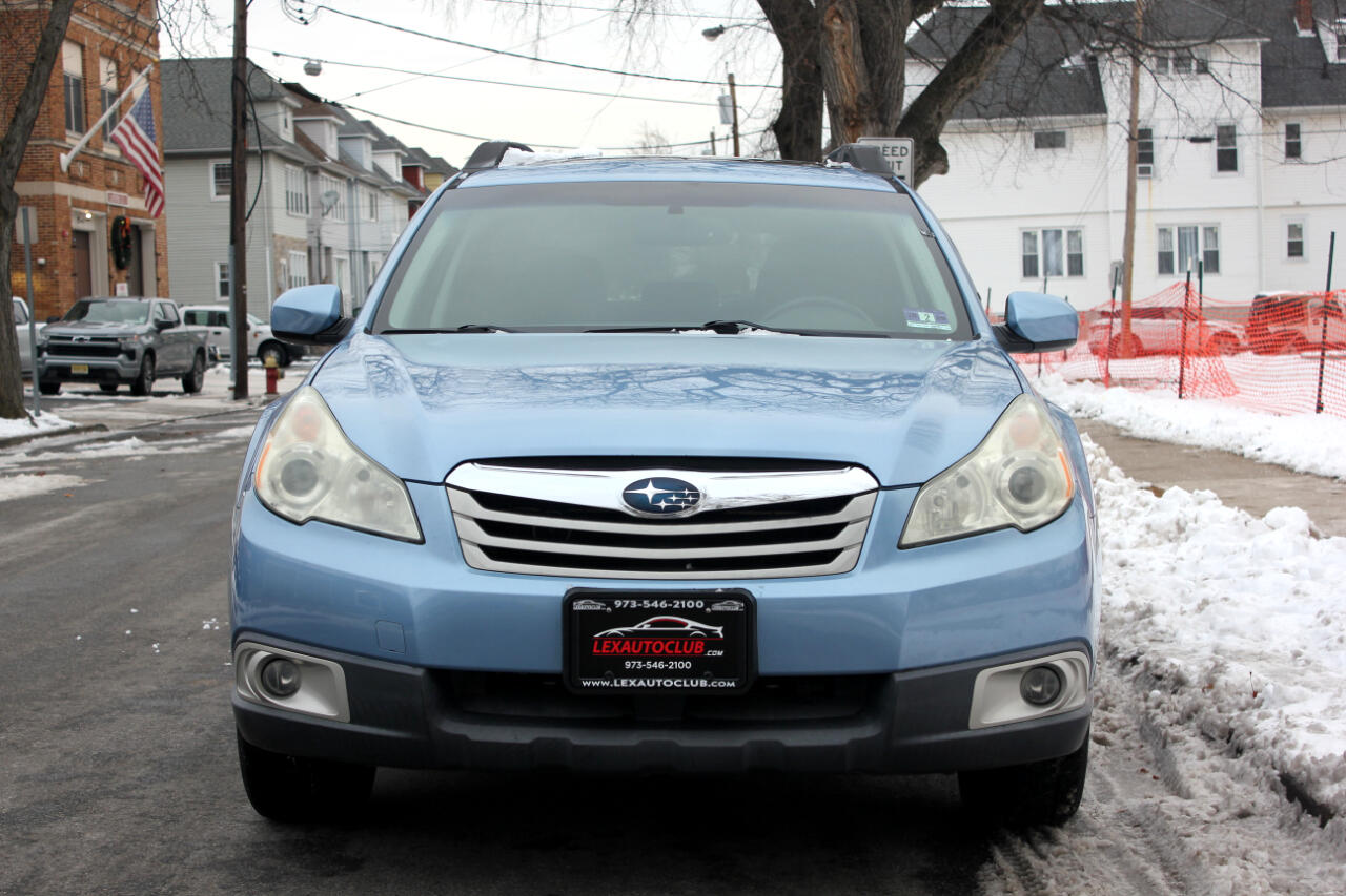 Subaru Outback 2.5i Premium 2011