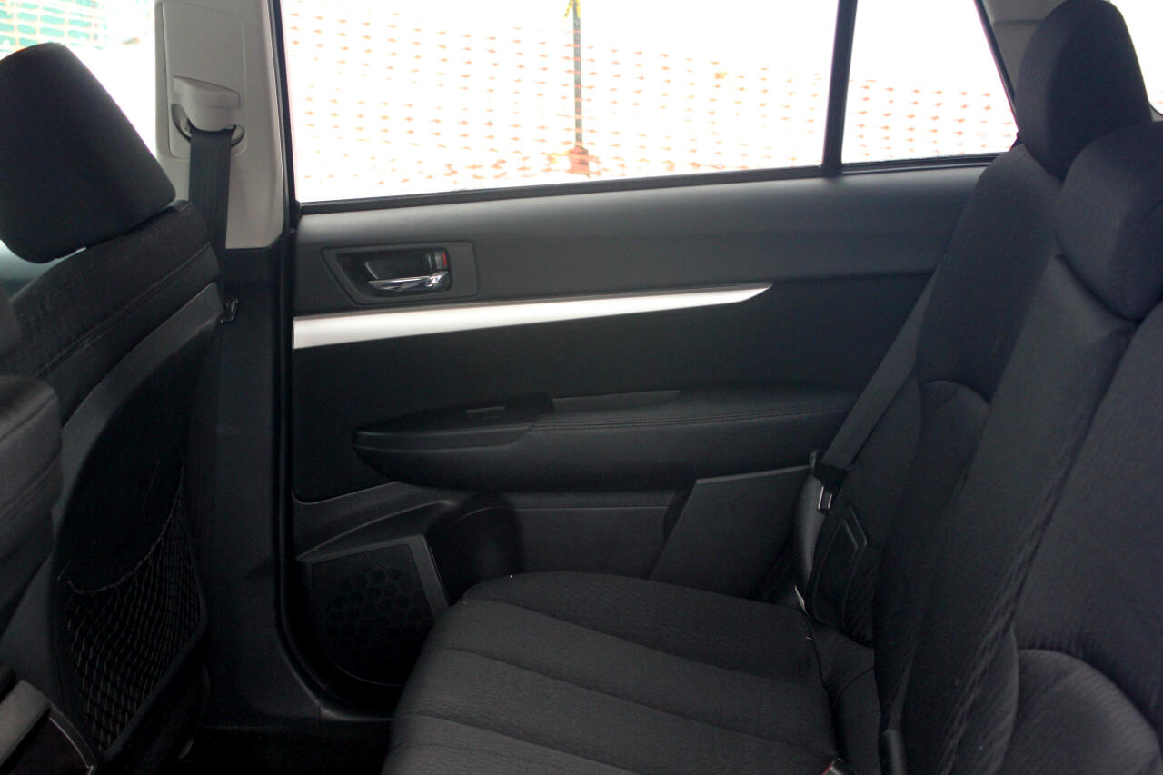 Subaru Outback 2.5i Premium 2011