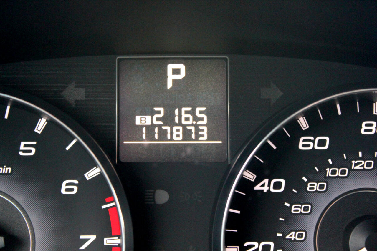 Subaru Outback 2.5i Premium 2011