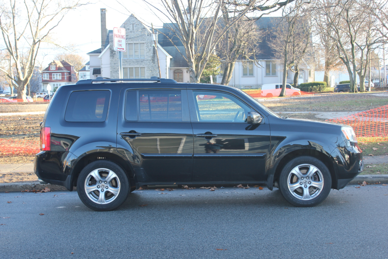 Honda Pilot EX-L 4WD 5-Spd AT with DVD 2014