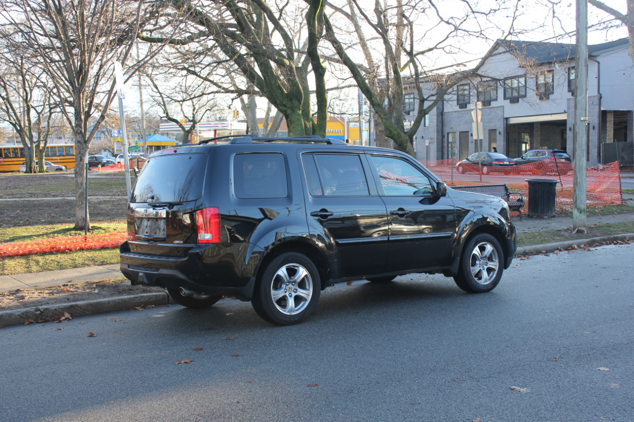 Honda Pilot EX-L 4WD 5-Spd AT with DVD 2014